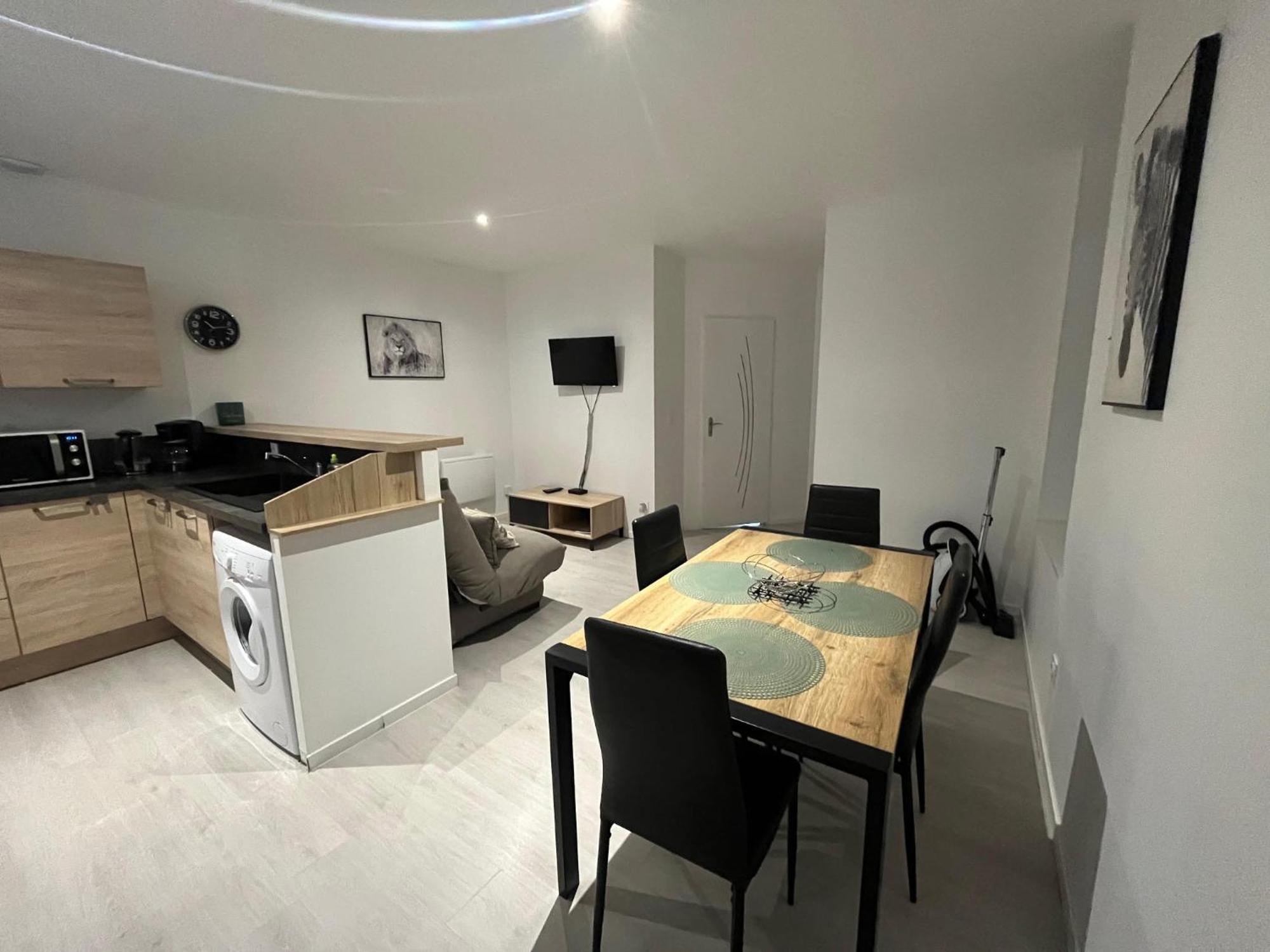 Lourdes : Superbe T2 42M2 Apartment ภายนอก รูปภาพ
